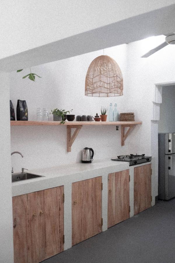 Clics Coliving & Coworking Hotel Диквела Екстериор снимка